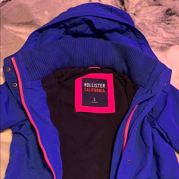 Hollister winter jacket - Picture 2 of 4